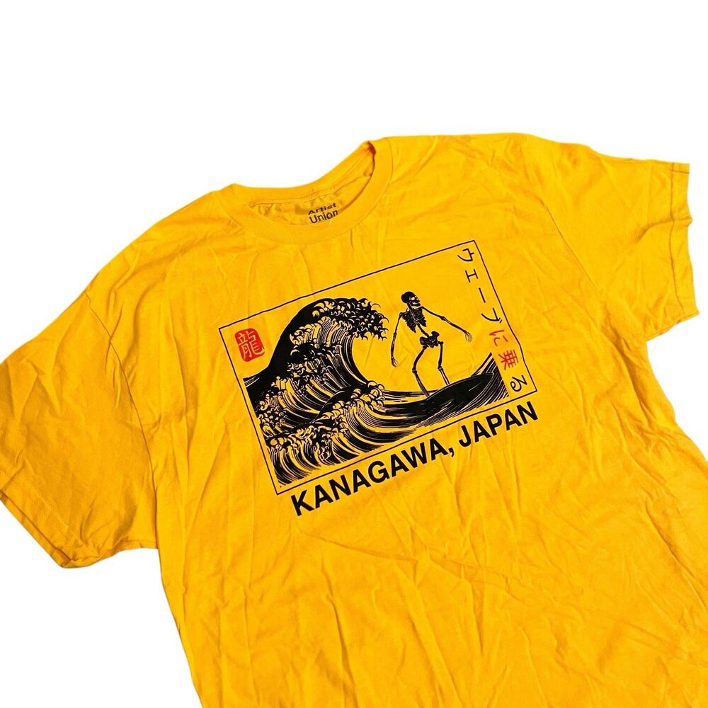 Bowery Kanagawa, Japan Mens L Skeleton Surfing Wave Yellow‎ Cotton T-Shirt